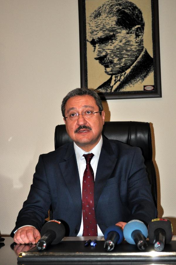 Erciyes Üniversitesi Rektörlüğü'nde devir teslim töreni