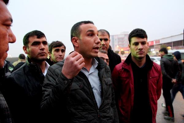 Suruç'taki çadır kentte işten çıkarılan özel güvenlikçiler Vali'ye şikayetçi oldu