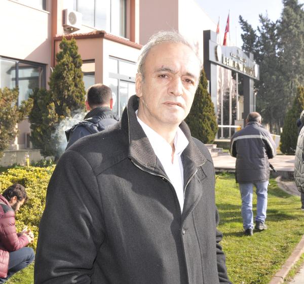 Kocaeli'de imzacı 12 akademisyen gözaltına alındı, 7'si aranıyor (3)