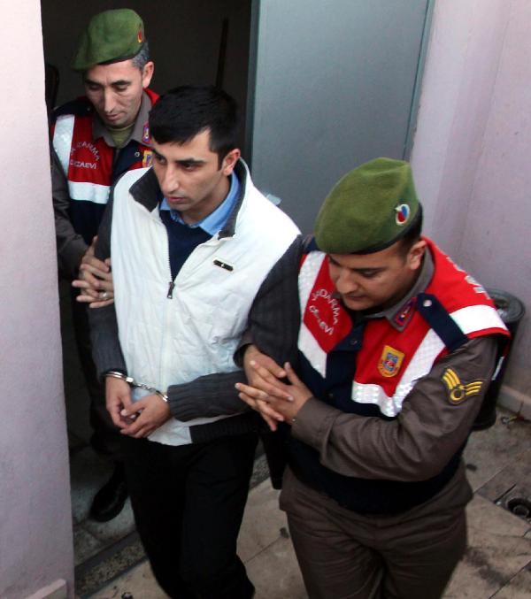 Cinayet sanığı: Cansu havuza da iç çamaşırıyla girerdi