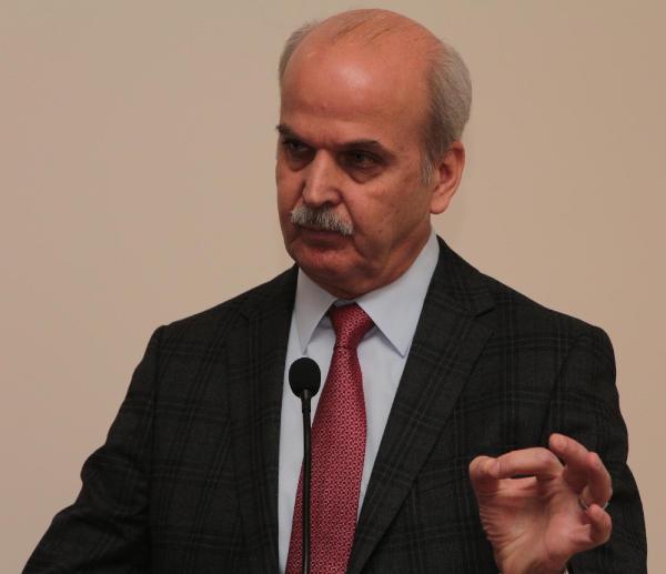 CBÜ Rektörü Çelebi'den, 'imza'cı akademisyenlere tepki
