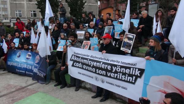 İstanbul Tabip Odası'ndan Akademisyenlere destek açıklaması