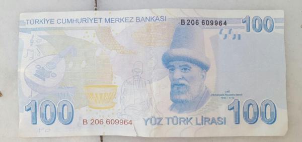 Sahte parayla alışverişe 3 gözaltı