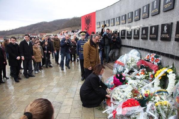 Kosova’da Reçak katliamının kurbanları anıldı