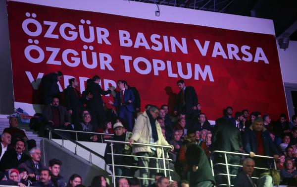CHP'nin 'Demokrasi, Değişim ve Kardeşlik' Kurultayı başlıyor