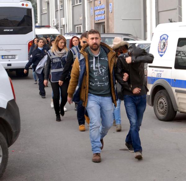 Şirketli telefon dolandırıcılığına 5 tutuklama
