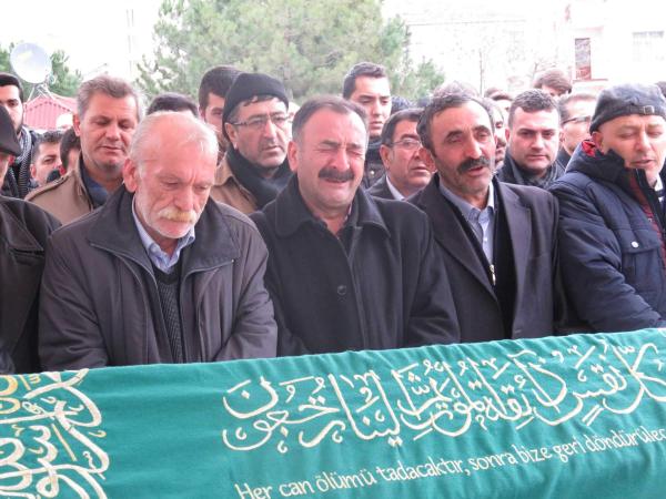 Kazada ölen Üniversite öğrencisi son yolculuğuna uğurlandı