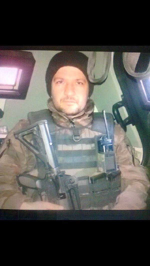 Keskin nişancı tüfeğiyle yaralanan polis hastanede şehit oldu (2)