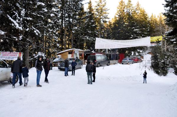 Artvin Cerattepe’de maden nöbeti sırası gazetecilerin