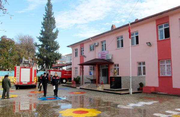 Fethiye'de anaokulunda yangın korkuttu