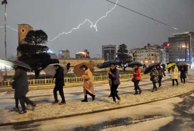 Dolu, Taksim ve çevresini beyaza bürüdü