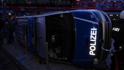 Köln'de holiganlarla ilgili ilk mahkeme kararı çıktı