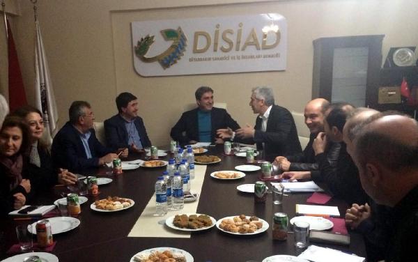 Diyarbakırlı işadamları, AK Parti ve HDP'li vekilleri buluşturdu