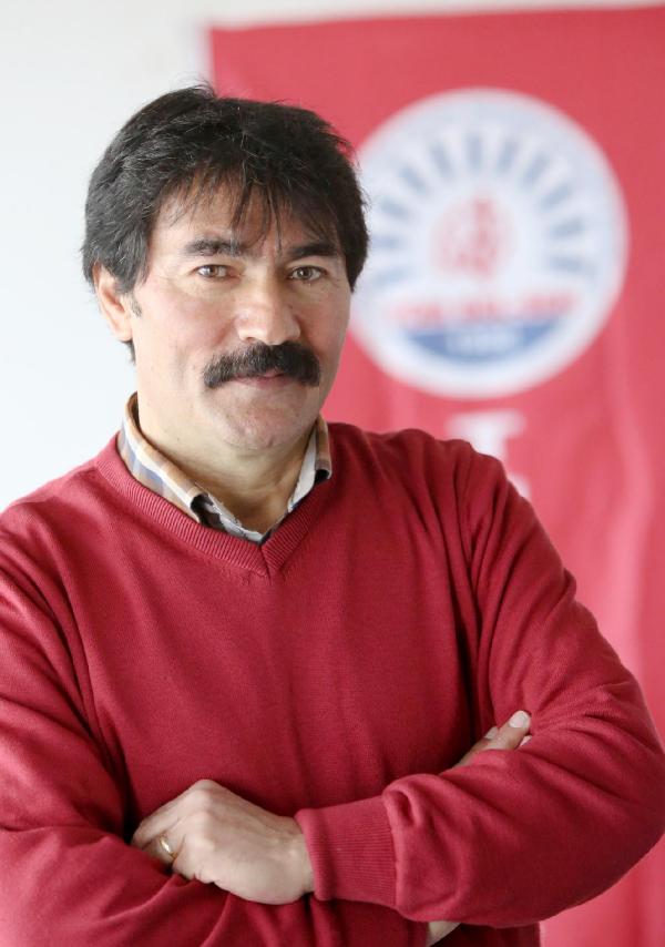 İmzasız mektupla memuriyetten atıldı