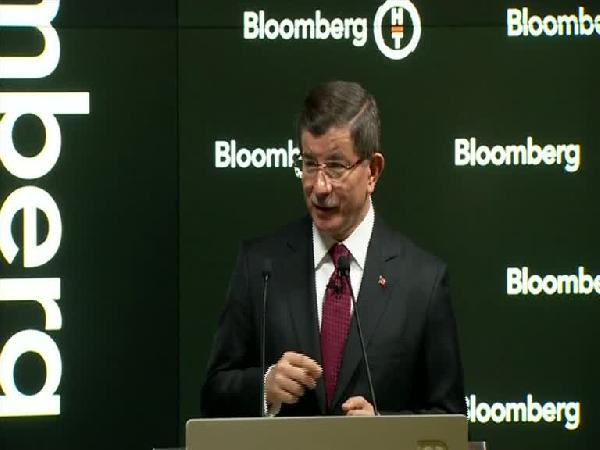 Başbakan Davutoğlu Londra’da yabancı yatırımcılarla bir araya geldi