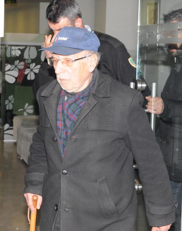 91 yaşında, telefon dolandırıcılarına 90 bin lirasını kaptırdı