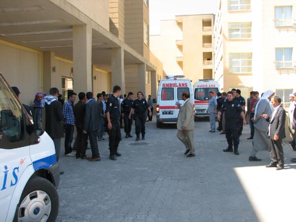 Hamile kadın kavgayı ayırmak isterken öldürüldü