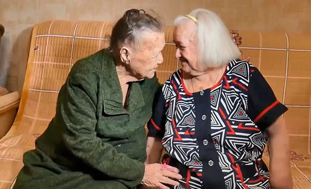 Savaşın ayırdığı kardeşler 78 yıl sonra buluştu