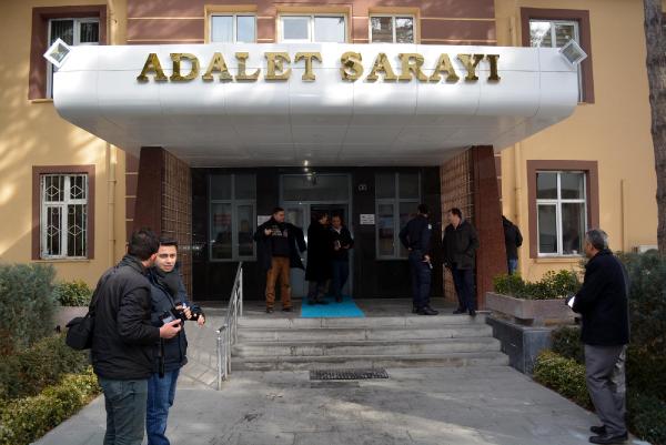 Ulukışla katliamını yapan IŞİD'li sanıkların yüzü ilk kez bugünkü duruşmada net göründü
