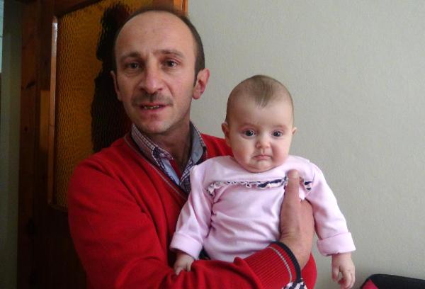 Doktora babaya kızıp 4 aylık bebeği muayene etmediği gerekçesiyle suç duyurusu