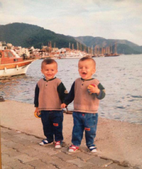 Tek yumurta ikizlerini kimse ayırt edemiyor