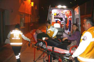 Genç kız bileğini keserek intihara kalkıştı