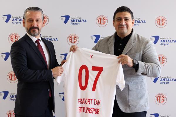 Antalyaspor'un adı 'Fraport TAV Antalyaspor' oldu