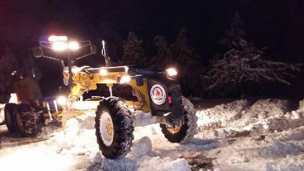Çameli'de kar ulaşımı etkiledi