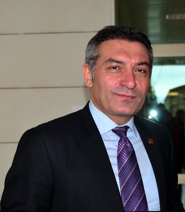 Bülent Ersoy'un 'uçak kemeri' davası başladı