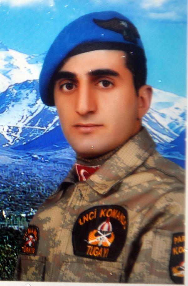 Şehit Uzman Çavuş Ali Şahin'in babası; 'Benim ciğerim yandı, başkalarının ciğeri, yüreği yanmasın'