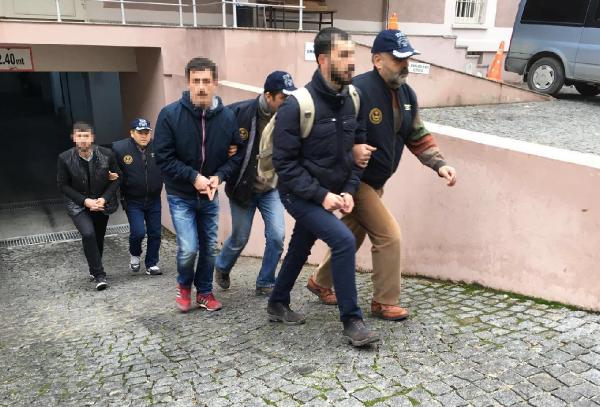 Terör gösterisi gözaltısına 6 tutuklama