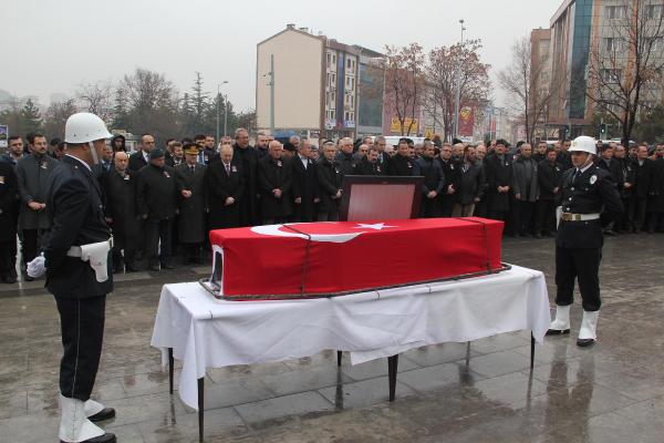 Eski milletvekili Babaoğlu, son yolculuğuna uğurlandı