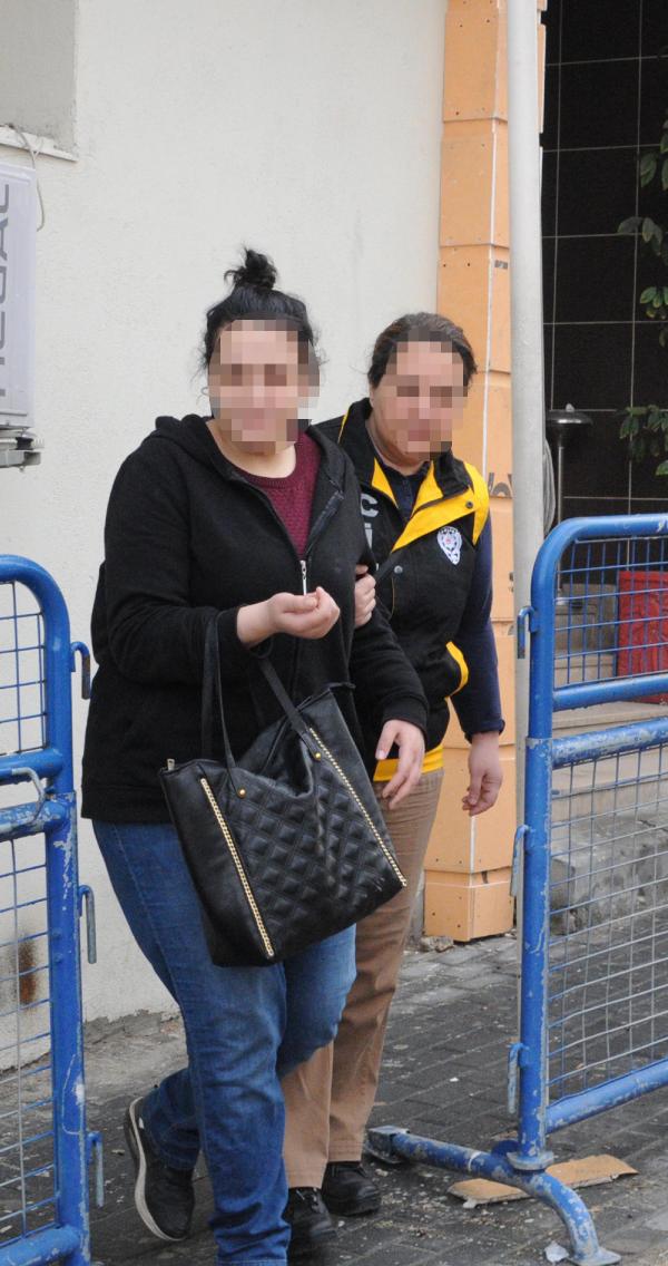 Nikahsız birliktelikten doğan bebeği çöpe atan babaya tutuklama (2)