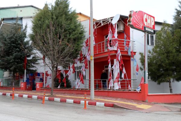 Burdur CHP'ye 'Kılıçdaroğlu haddini bil' notu