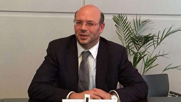 Türk siyasetçiyi tehdit eden kadına ilginç ceza: 'Müslüman sığınmacılara yardım'