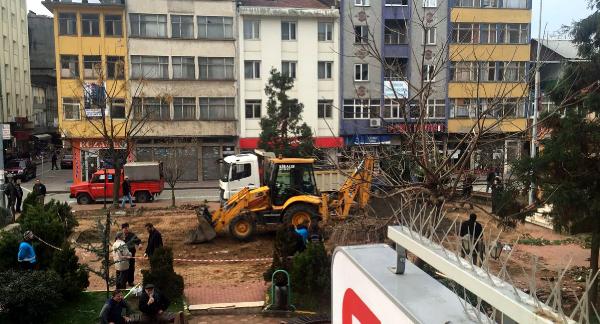 Çayeli'nde Mesut Yılmaz Parkı'na geçici mescit tartışması