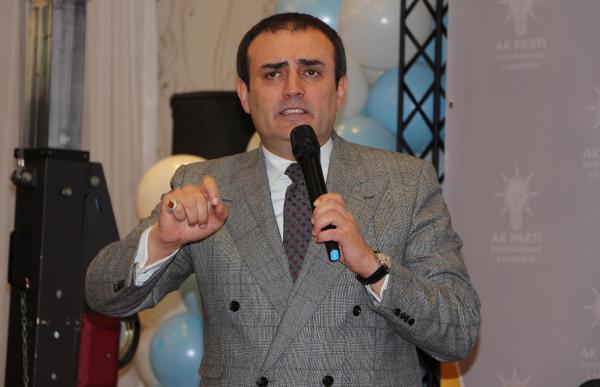 Bakan Ünal'dan 'diktatör bozuntusu' tepkisi