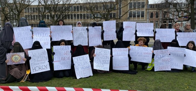 Hollanda'da burka yasağı protestosu
