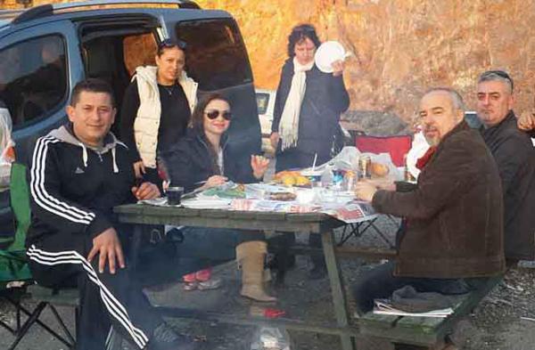 Bir yanda kar, bir yanda  güneş