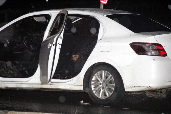 Şanlıurfa’da otomobil tarandı: 2 ölü, 1 yaralı