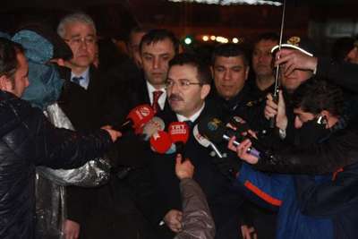 SELAMİ ALTINOK TAKSİMDE GÖREV YAPAN POLİSLERİ DENETLEDİ