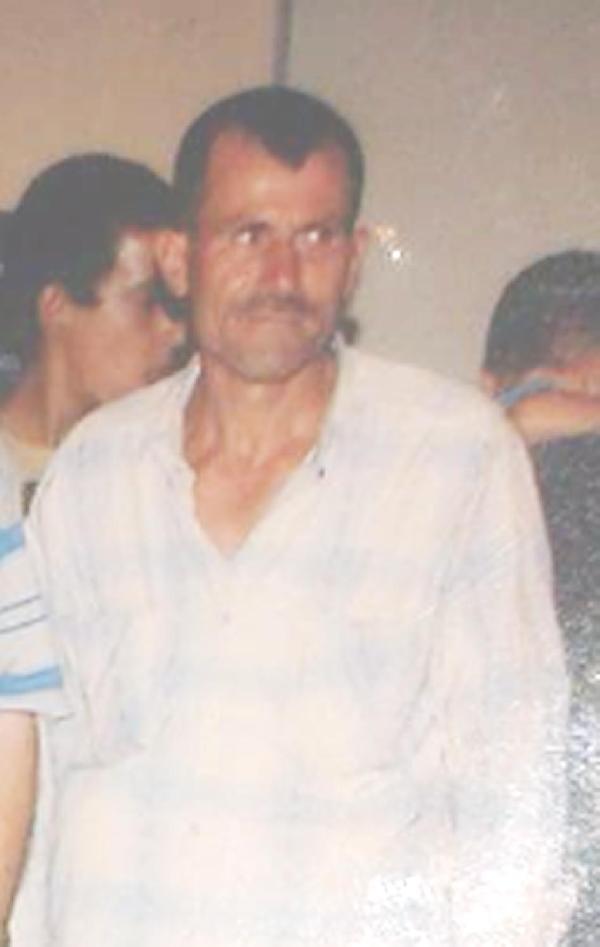 Taşıdığı odunun altında can verdi