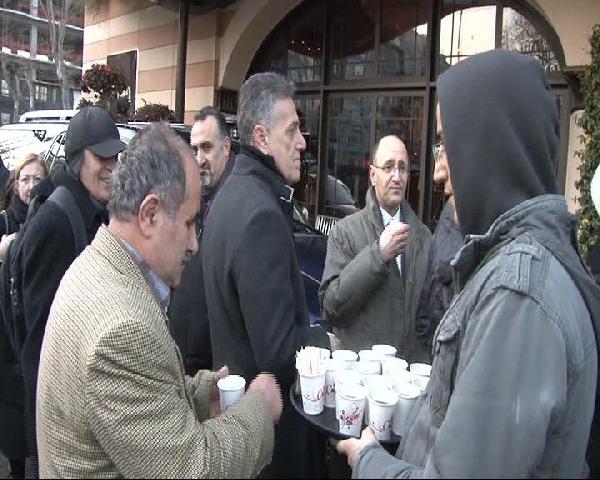 Koç Ailesi'ne taziye kuyruğu... (2)