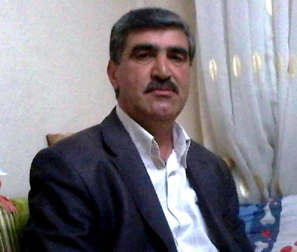 Devrilen traktörünün altında kalan muhtar yaşamını yitirdi