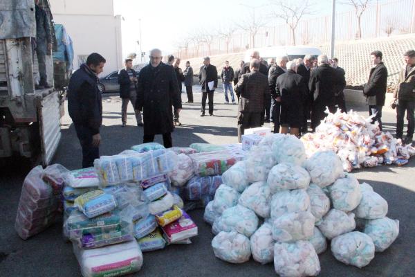 Şanlıurfa’dan Suriye'ye 2 TIR yardım