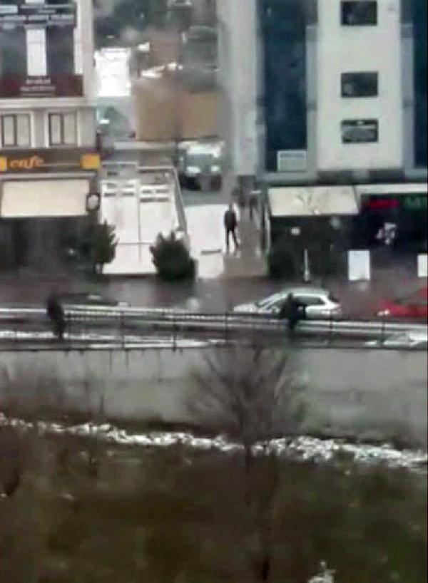 Şüpheli kaçtı, polis ateş açarak yakaladı