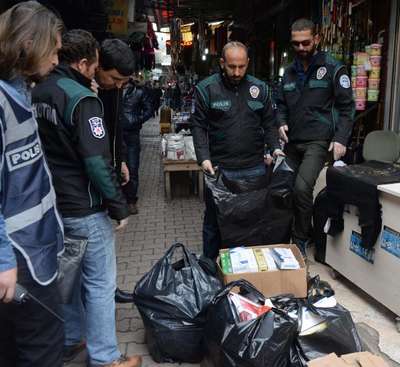 Mersin'de kaçakçılık operasyonu: 18 gözaltı