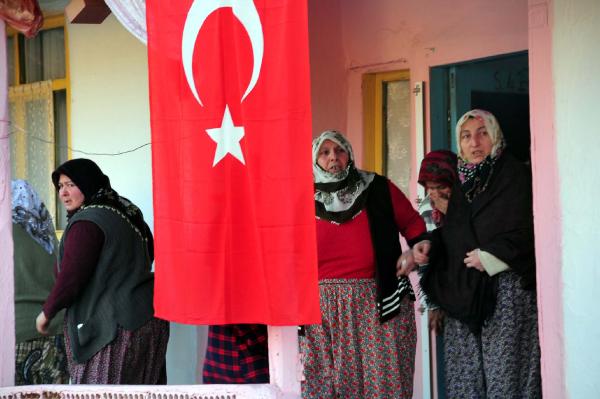 Sur şehidi Uzman Çavuş'un memleketi Tokat'a ateş düştü