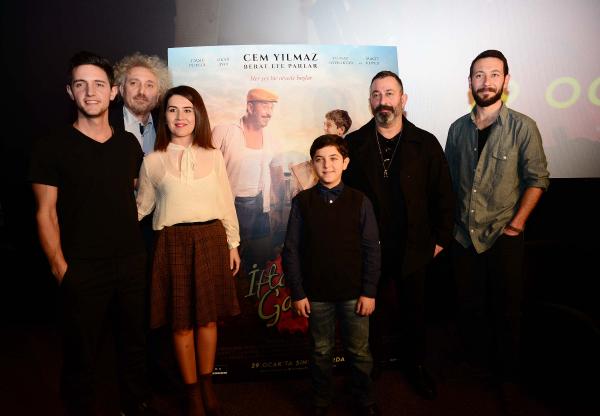 Cem Yılmaz’ın başrolünü oynadığı ‘İftarlık Gazoz’ filmi görücüye çıktı