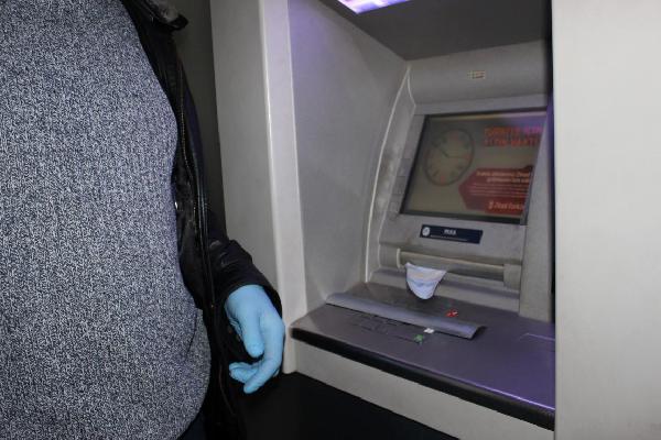 ATM'den aparatlı dolandırıcılık girişimi